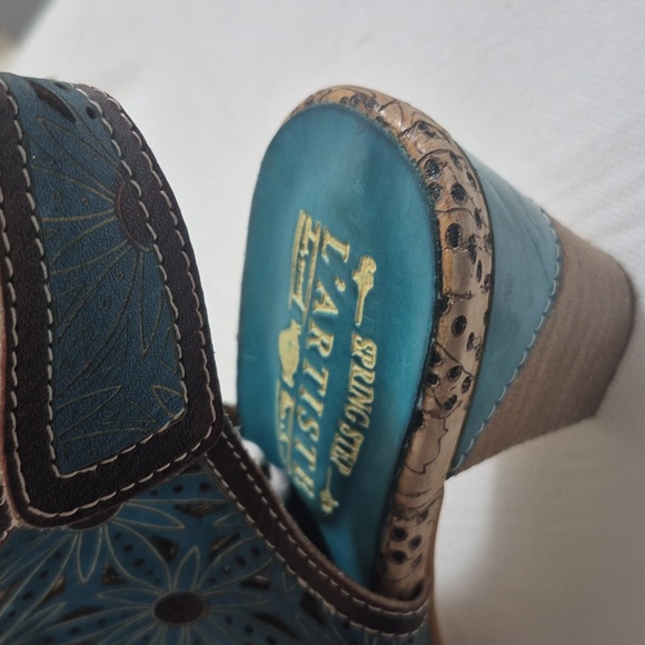 Spring Step Blue Floral Mules - Picture 3 of 4